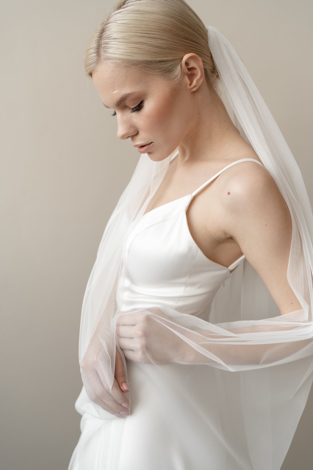 Long tulle veil